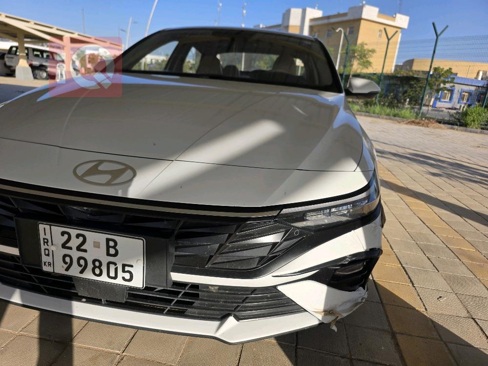 هیوندای ئەلەنترا